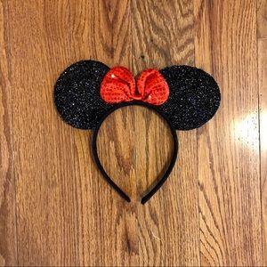 Mouse ears headband